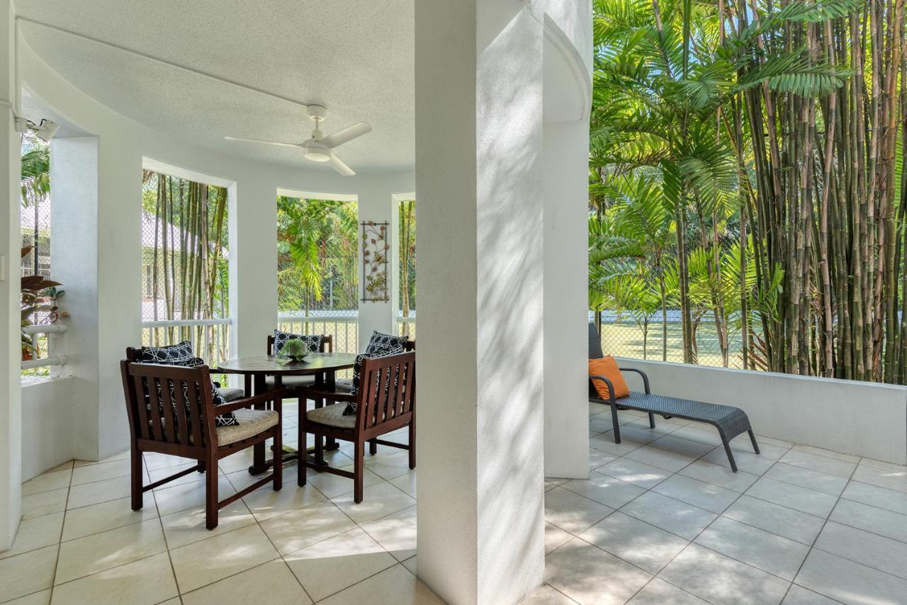 The Beach Club Premium Private Apartments Palm Cove Bagian luar foto