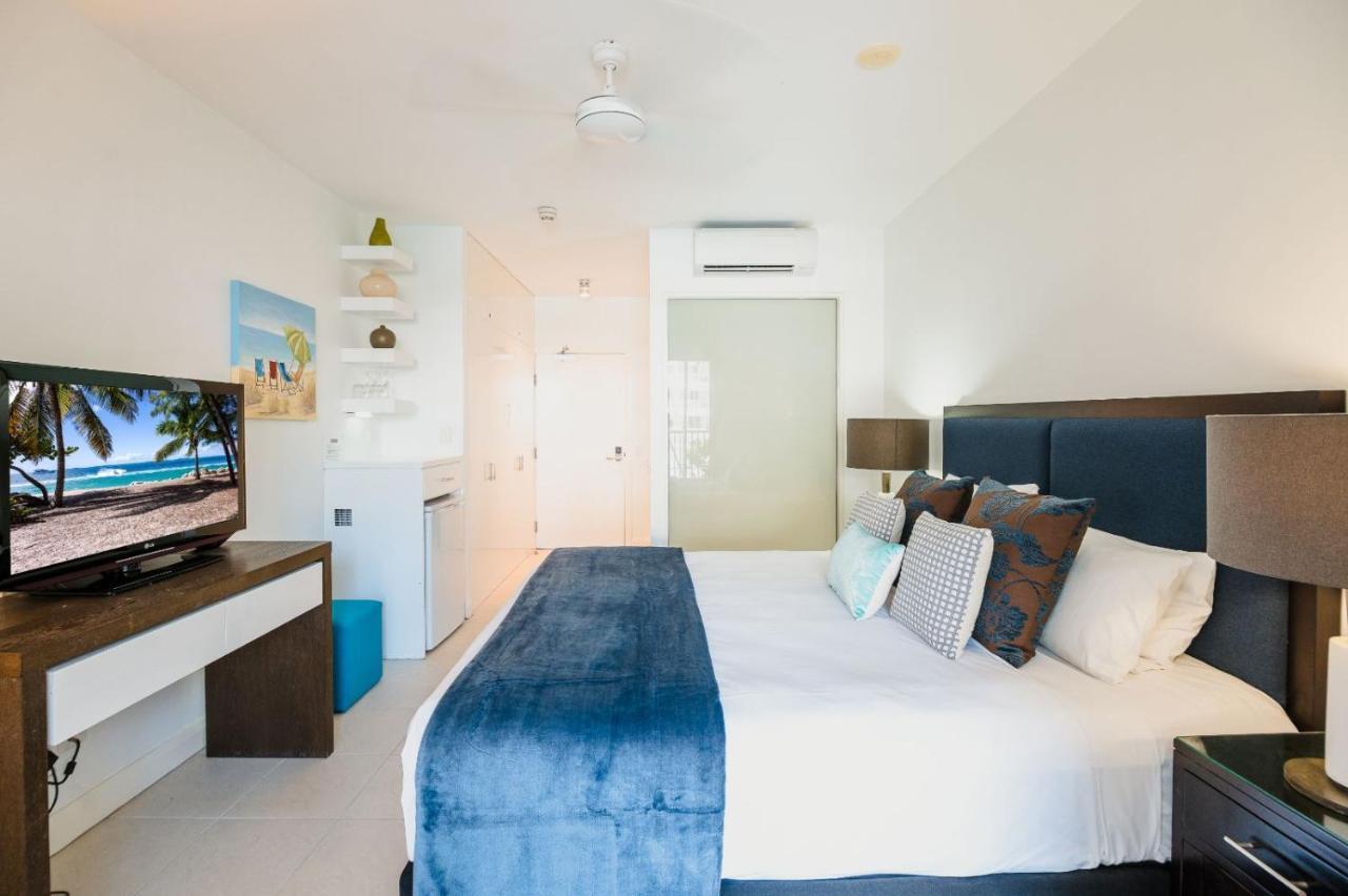 The Beach Club Premium Private Apartments Palm Cove Bagian luar foto
