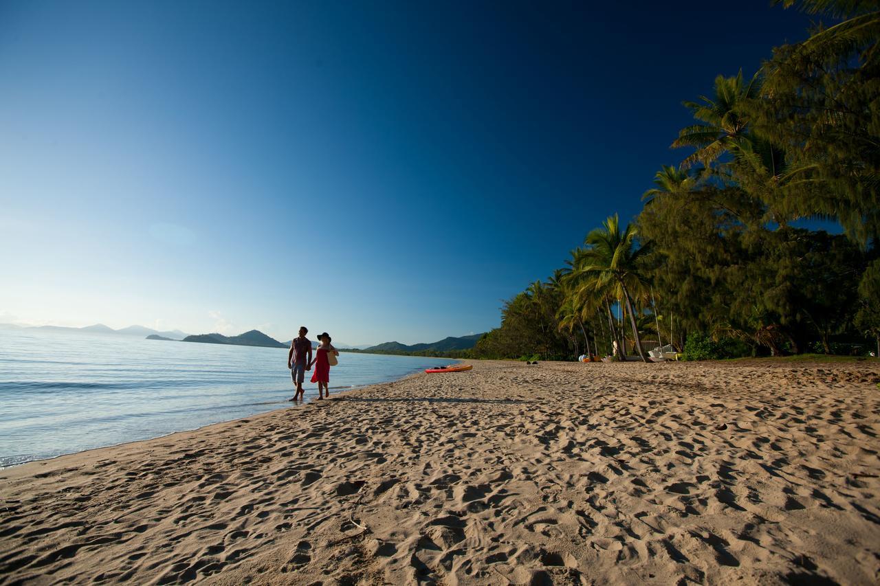The Beach Club Premium Private Apartments Palm Cove Bagian luar foto