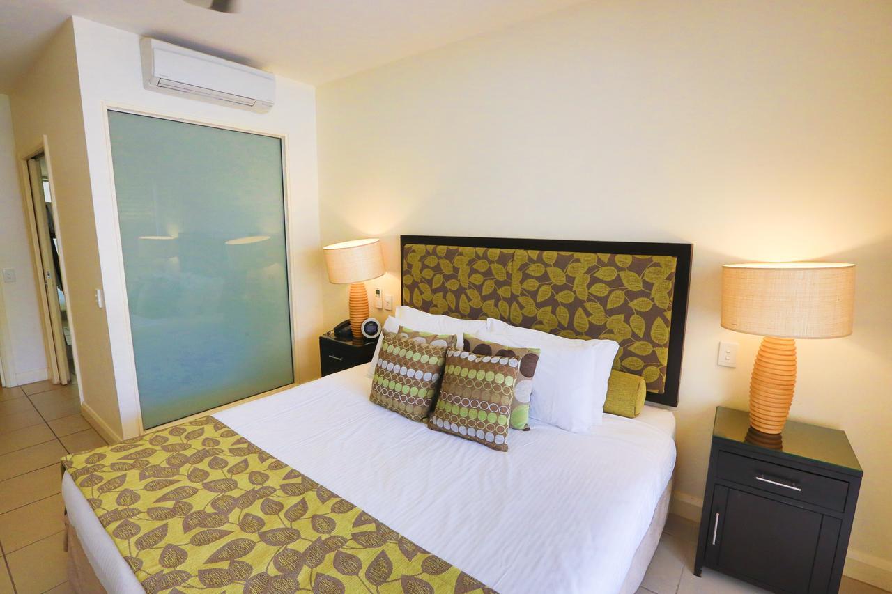 The Beach Club Premium Private Apartments Palm Cove Bagian luar foto